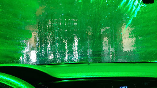 Car Wash «Soapy Suds Carwash», reviews and photos, 28038 The Old Rd, Valencia, CA 91355, USA