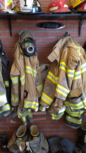 Sandwich Shop «Firehouse Subs», reviews and photos, 251 W Lee Hwy #634, Warrenton, VA 20186, USA