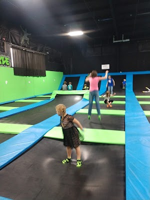 Highair Ground Trampoline Park - photo 100
