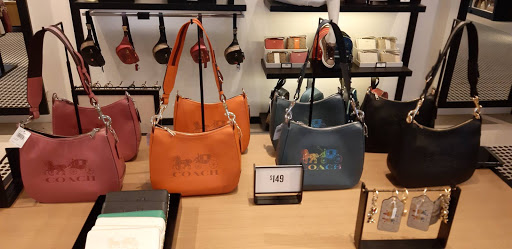 Leather Goods Store «Coach», reviews and photos, 2300 Tanger Blvd, Gonzales, LA 70737, USA