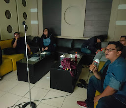 Lime Light Family Karaoke & Cafe - Karaoke Keluarga photo