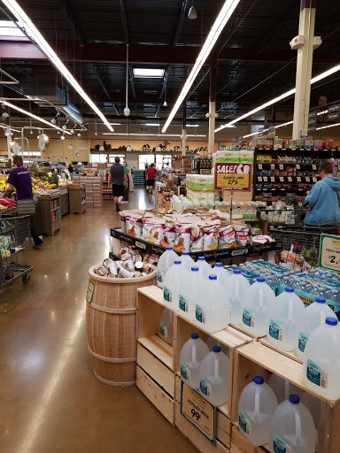 Grocery Store «Fresh Thyme Farmers Market - Omaha», reviews and photos, 14949 Evans Plaza, Omaha, NE 68116, USA