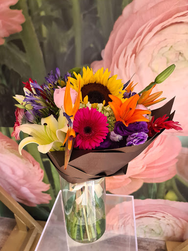 Emporio Arte Floral florería en  en la zona 23400 San José del Cabo, B.C.S.