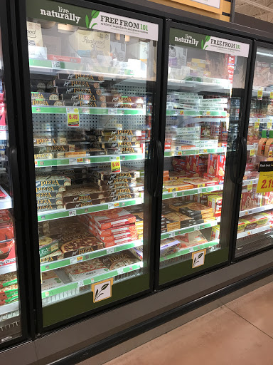 Grocery Store «Kroger», reviews and photos, 108 W Highland Rd, Howell, MI 48843, USA