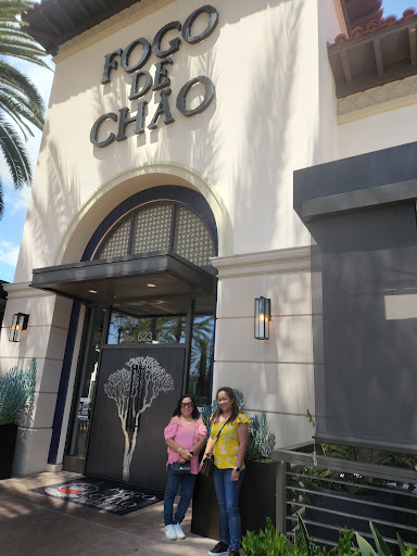 Clothing Store «Old Navy», reviews and photos, 634 Spectrum Center Dr, Irvine, CA 92618, USA