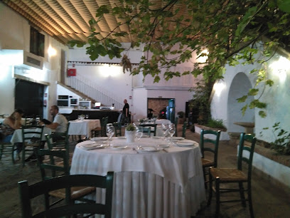 Atrio Restaurant Hotel - Pl. San Mateo, 1, 10003 Cáceres, Spain