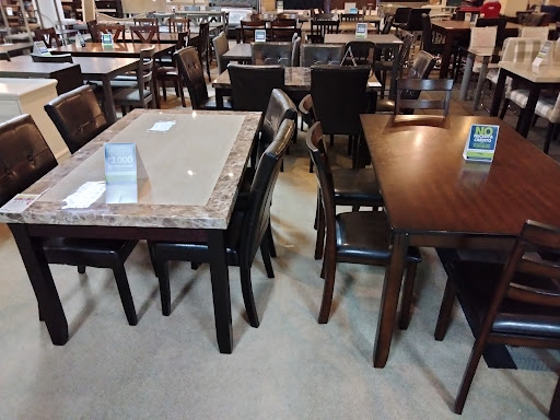 Bedroom Furniture Store «Furniture & Mattress World», reviews and photos, 4020 E Thomas Rd, Phoenix, AZ 85018, USA