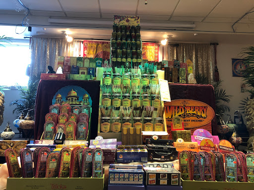 Beauty Salon «Avant Garde Salon & Beauty», reviews and photos, 328 E Main St, Branford, CT 06405, USA