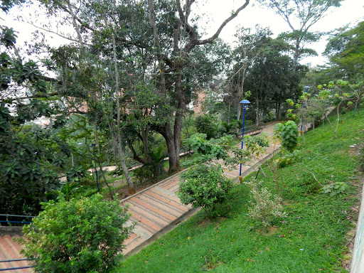 Parks with barbecues in Bucaramanga