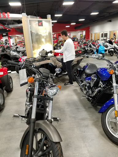 Motorcycle Dealer «RC Hill Honda Powersports», reviews and photos, 560 S Woodland Blvd, DeLand, FL 32720, USA