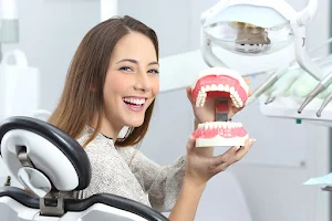 Ararat Dental image
