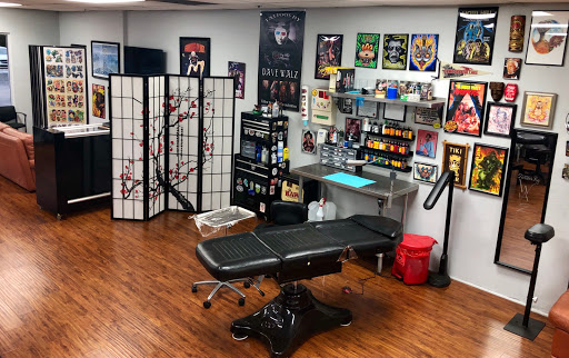 Tattoo and Piercing Shop «Cherry Hill Tattoo Co. Of Bonita Springs», reviews and photos, 3465 Bonita Beach Rd SW Suite #4, Bonita Springs, FL 34134, USA