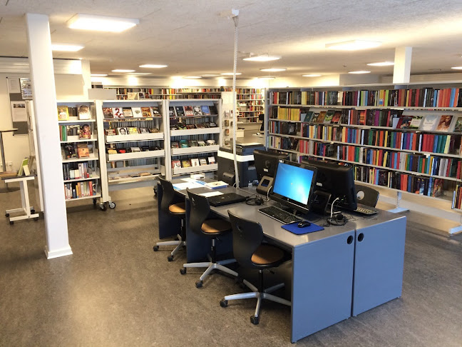 Anmeldelser af Ry Bibliotek i Silkeborg - Bibliotek