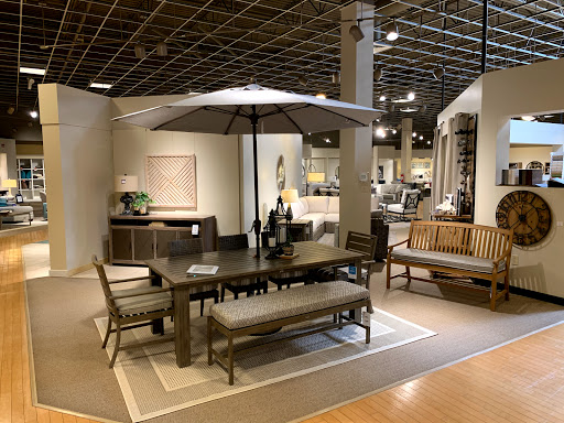 Furniture Store «Bassett Home Furnishings», reviews and photos, 1551 Carl D. Silver Parkway, Fredericksburg, VA 22401, USA