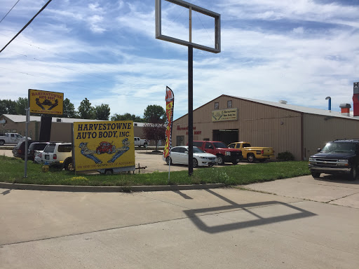 Auto Body Shop «Harvestowne Auto Body, Inc.», reviews and photos, 4532 S St Peters Pkwy, St Peters, MO 63304, USA
