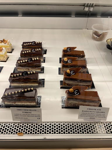 Shopping Mall «Colonial Village Shopping Center», reviews and photos, 1723 Wilson Blvd, Arlington, VA 22209, USA