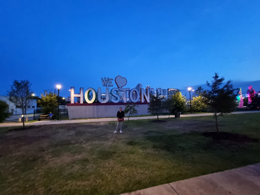 Tourist Attraction «We Love Houston Sign», reviews and photos, 1816 Thompson St, Houston, TX 77007, USA
