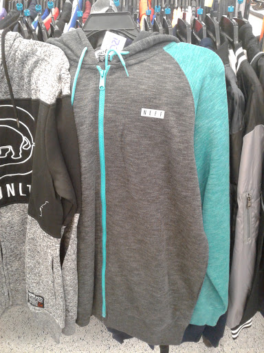 Clothing Store «Ross Dress for Less», reviews and photos, 909 N Landing Way, Renton, WA 98057, USA