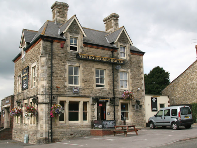 Reviews of The Boundary House in Swindon - Pub