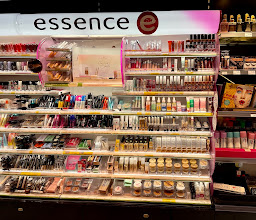 ROSSMANN Drogeriemarkt photo