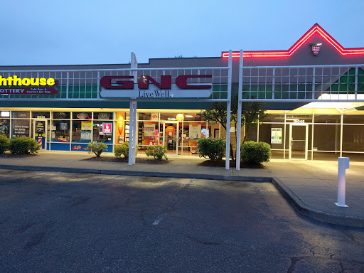 GNC, 19049 S Beavercreek Rd, Oregon City, OR 97045, USA, 