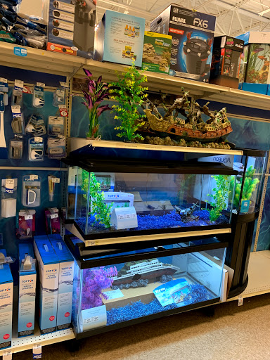 Pet Supply Store «PetSmart», reviews and photos, 3096 N Eastman Rd, Longview, TX 75605, USA