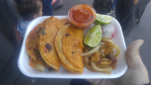 Shopping Mall «Los Amigos Mall», reviews and photos, 307 E Jefferson Blvd, Los Angeles, CA 90011, USA