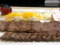 Kebab du Restaurant de spécialités perses Guylas | Cuisine traditionnelle persane iranienne à Paris - n°19