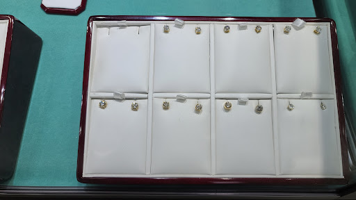 Jewelry Store «Harold Reese Jewelry», reviews and photos, 8481 Gulf Fwy, Houston, TX 77017, USA