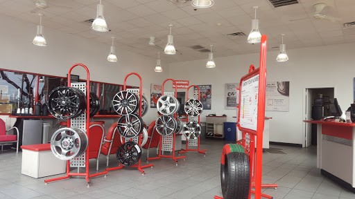 Tire Shop «Discount Tire Store - San Antonio, TX», reviews and photos, 1755 SW Loop 410, San Antonio, TX 78227, USA