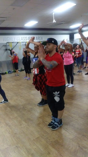 Health Club «Crunch - West Babylon», reviews and photos, 369 Little East Neck Rd N, West Babylon, NY 11704, USA