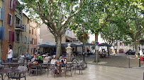 Atmosphère du Restaurant Le Petit Provençal à Manosque - n°6