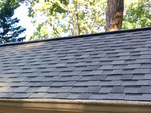 Avilez Roofing in Fuquay-Varina, North Carolina