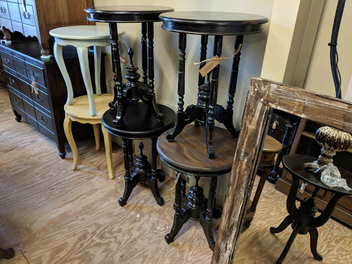 Furniture Store «BEYOND Southern furnishings», reviews and photos, 651 20th Ave, Tuscaloosa, AL 35401, USA