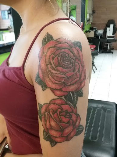 Find 3 best friend tattoo ideas for your next unique tattoo in Walla Walla at Tatmandu