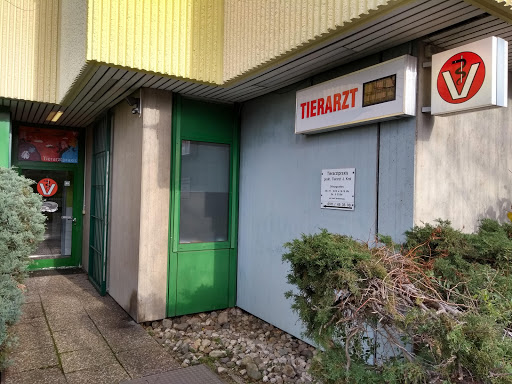 Tierarzt Jacek Krol unter Nuremberg, Bayern
