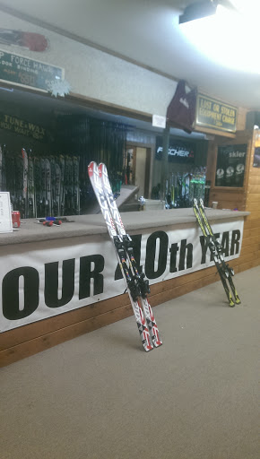 Sporting Goods Store «Pocono Ski Rentals, Inc.», reviews and photos, 1832 Sullivan Trail, Tannersville, PA 18372, USA