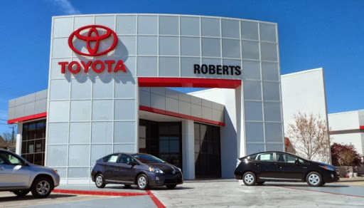 Car Dealer «Roberts Toyota», reviews and photos