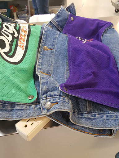 Thrift Store «Goodwill Retail Store of Lake St. Louis», reviews and photos, 913 Robert Raymond Dr, Lake St Louis, MO 63367, USA