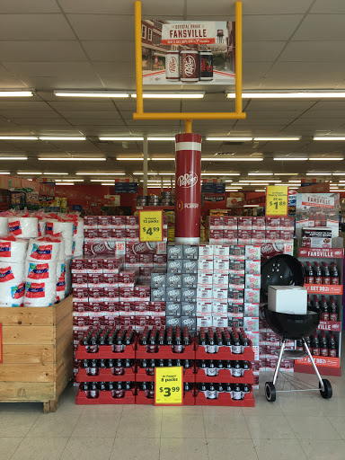 Grocery Store «Save-A-Lot», reviews and photos, 1117 E Commercial St, Springfield, MO 65803, USA