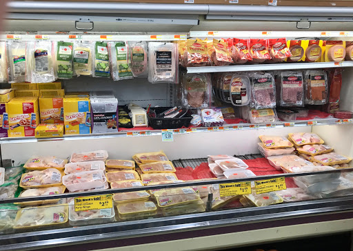 Convenience Store «Friends & Family Market», reviews and photos, 390 State St, Ellsworth, ME 04605, USA