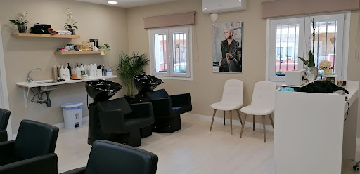 Nuria Mayo Peluquería en Mataelpino, Madrid