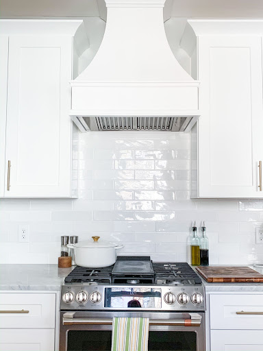 Cabinet Store «Raleigh Premium Cabinets», reviews and photos, 6104 Westgate Rd #114, Raleigh, NC 27617, USA