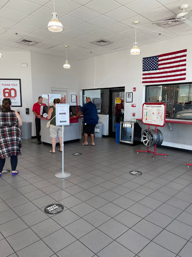Tire Shop «Discount Tire Store - Queen Creek, AZ», reviews and photos, 21505 S Ellsworth Loop, Queen Creek, AZ 85142, USA