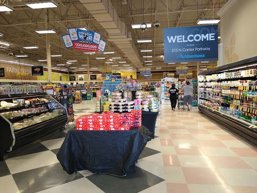 Grocery Store «Albertsons», reviews and photos, 215 N Carrier Pkwy, Grand Prairie, TX 75050, USA