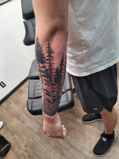 Explore elephant tattoo ideas small, creative tattoo ideas in Sioux City, available at Thorn-Side Tattoo & Piercing