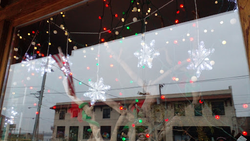 Pottery Store «Mississippi Mud Pottery», reviews and photos, 310 E Broadway, Alton, IL 62002, USA