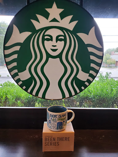 Coffee Shop «Starbucks», reviews and photos, 85 E Main Rd, Middletown, RI 02842, USA