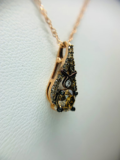 Jewelry Store «Pearce Jewelers», reviews and photos, 41 Glen Rd, West Lebanon, NH 03784, USA