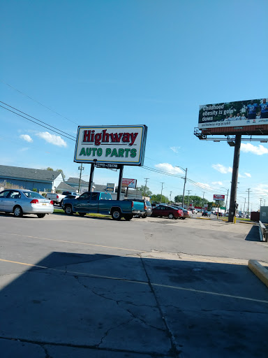 Used Auto Parts Store «Highway Auto Parts», reviews and photos, 29231 Groesbeck Hwy, Roseville, MI 48066, USA